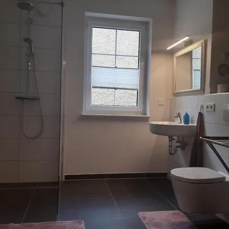 Ferienwohnung In Hohen Neuendorf Bei Berlin, Zentral Gelegen Exterior photo